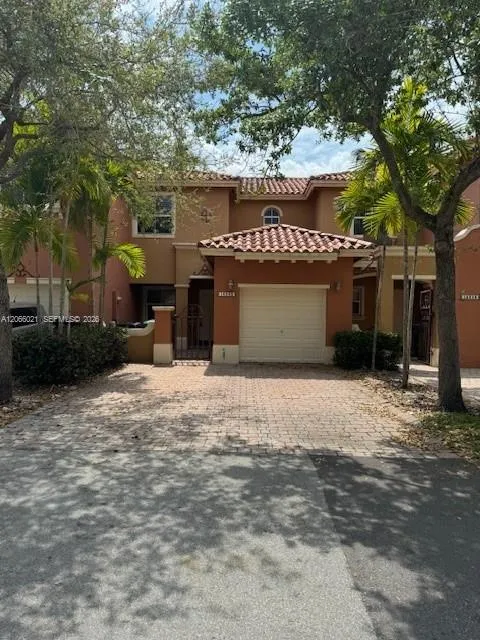 15242 SW 30th Ter #15242 Miami, FL 33185