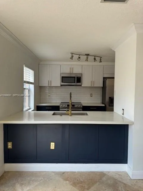 15242 SW 30th Ter #15242 Miami, FL 33185
