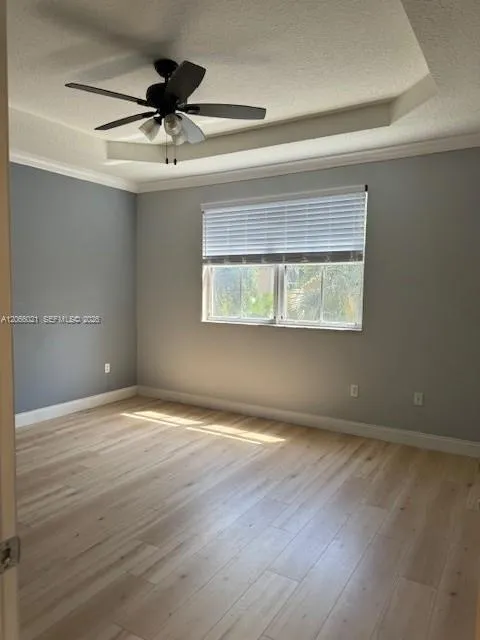 15242 SW 30th Ter #15242 Miami, FL 33185