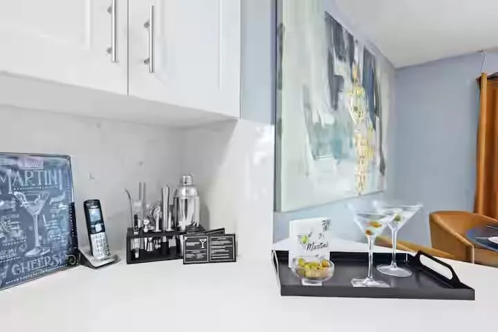 2015 NW 37th Terrace NW #403 Lauderdale Lakes, FL 33311