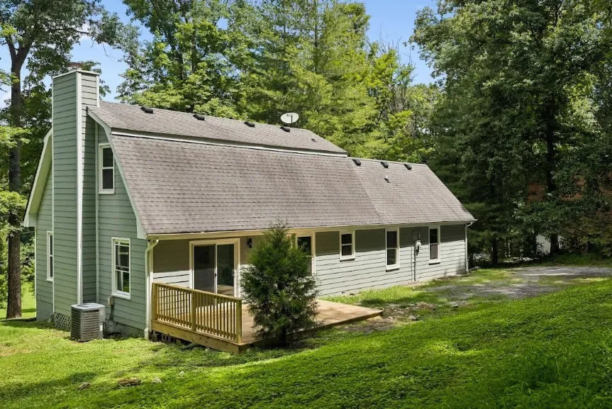 2541 Distillery Rd Greenbrier, TN 37073