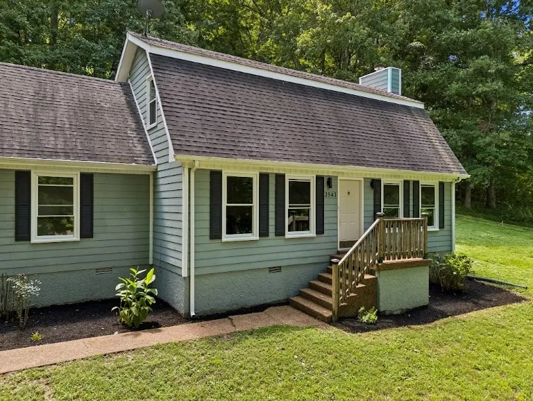 2541 Distillery Rd Greenbrier, TN 37073