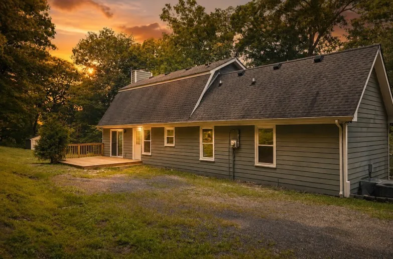 2541 Distillery Rd Greenbrier, TN 37073