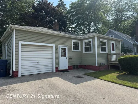 407 W Jenny Street
