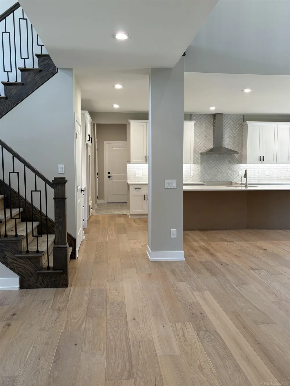 10505 Excalibur Drive Shelby Charter Township, MI 48315