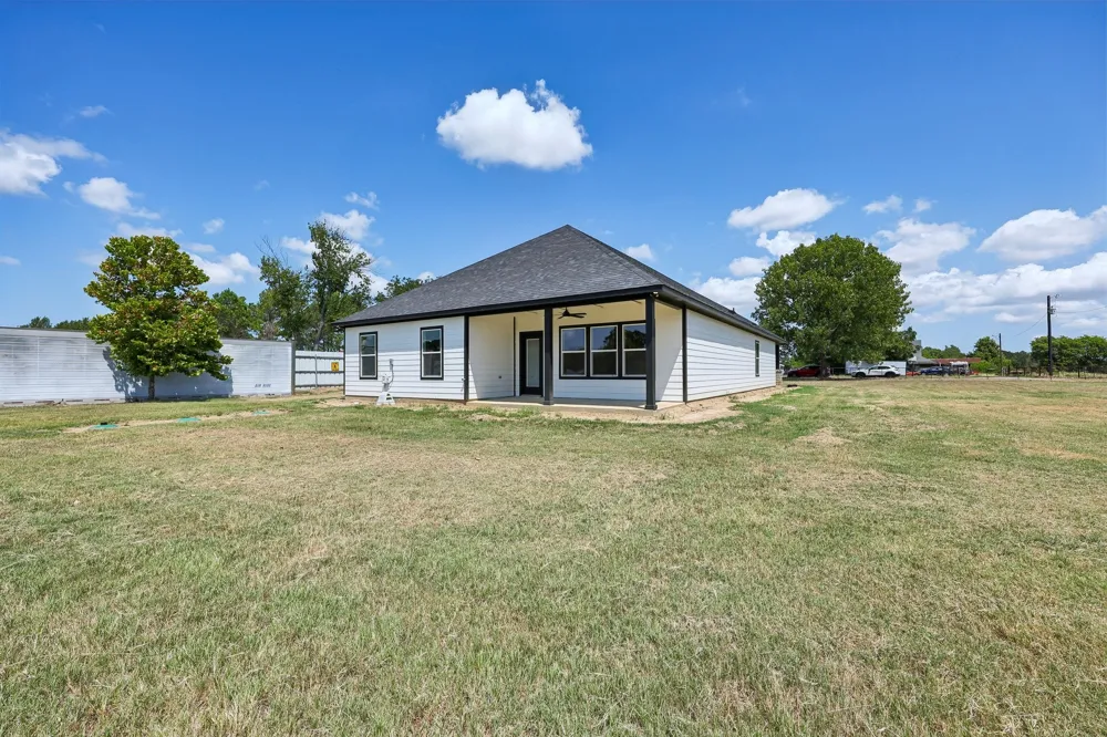592 VZ County Road 2430 Mabank, TX 75147