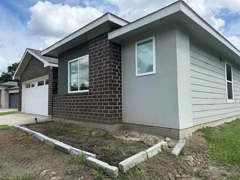 345 Silver Bridge Court
