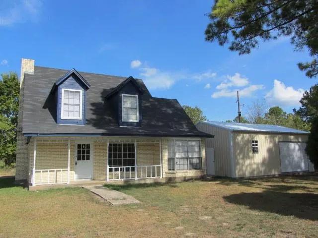 17 Julia Justice Road Huntsville, TX 77320
