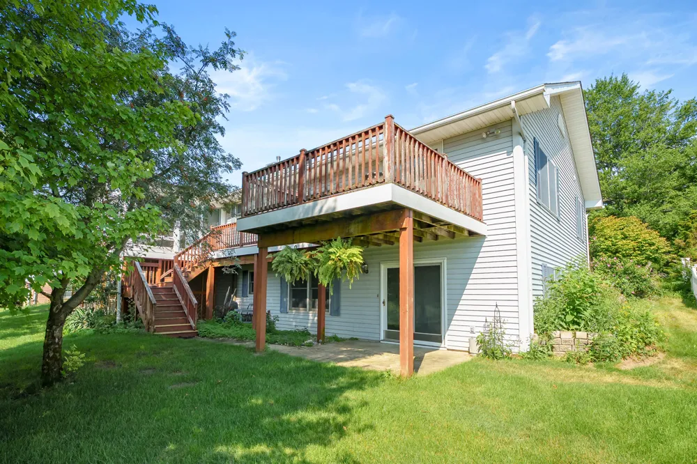 12085 W Indian Lake Drive Vicksburg, MI 49097