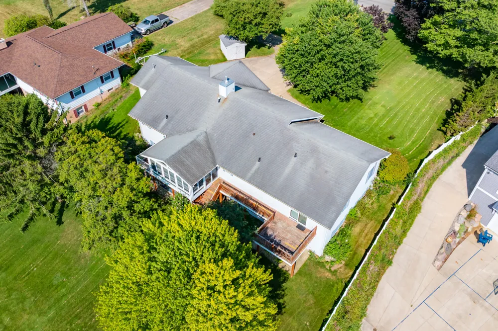 12085 W Indian Lake Drive Vicksburg, MI 49097