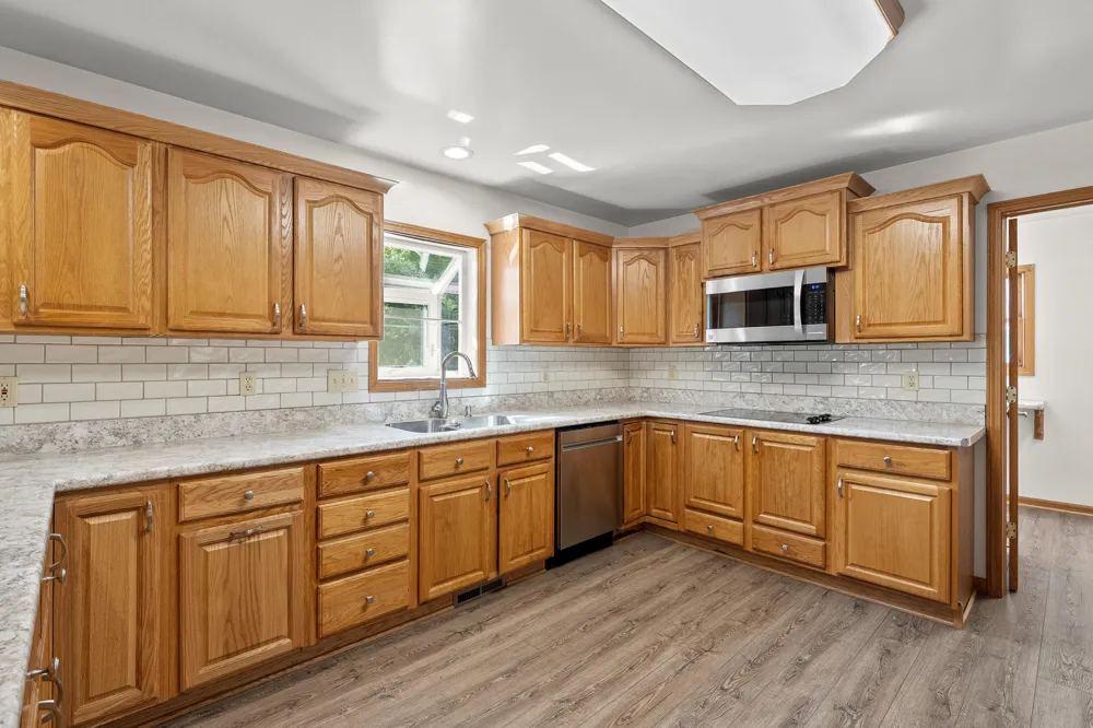 12085 W Indian Lake Drive Vicksburg, MI 49097
