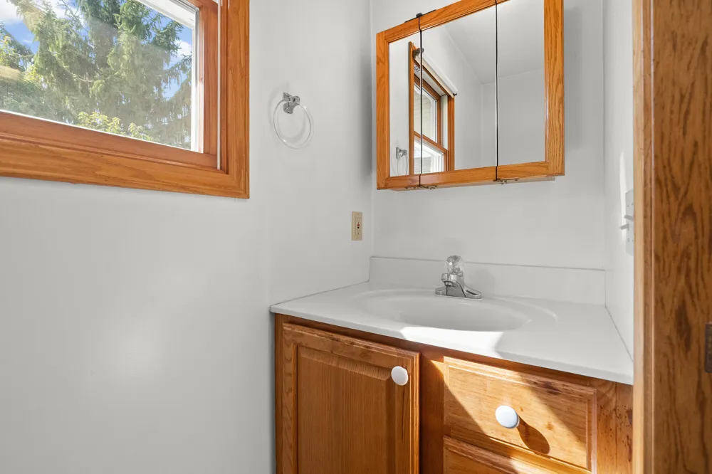 12085 W Indian Lake Drive Vicksburg, MI 49097