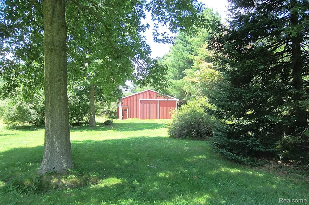 3944 Dartmouth Road Brandon Charter Township, MI 48371