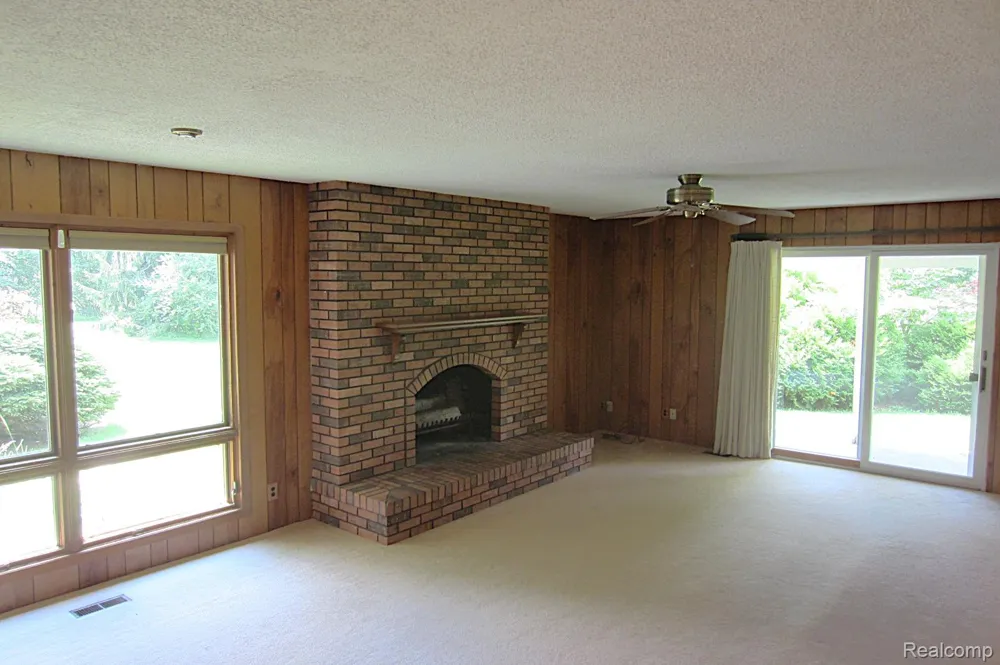 3944 Dartmouth Road Brandon Charter Township, MI 48371