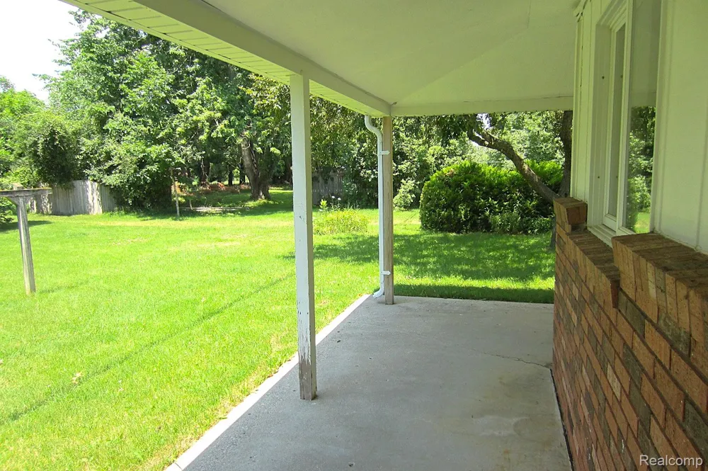 3944 Dartmouth Road Brandon Charter Township, MI 48371