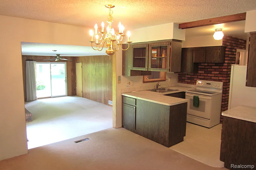 3944 Dartmouth Road Brandon Charter Township, MI 48371