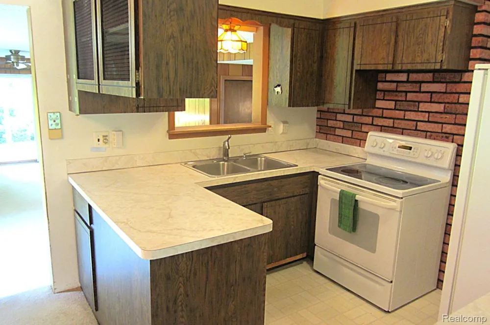 3944 Dartmouth Road Brandon Charter Township, MI 48371