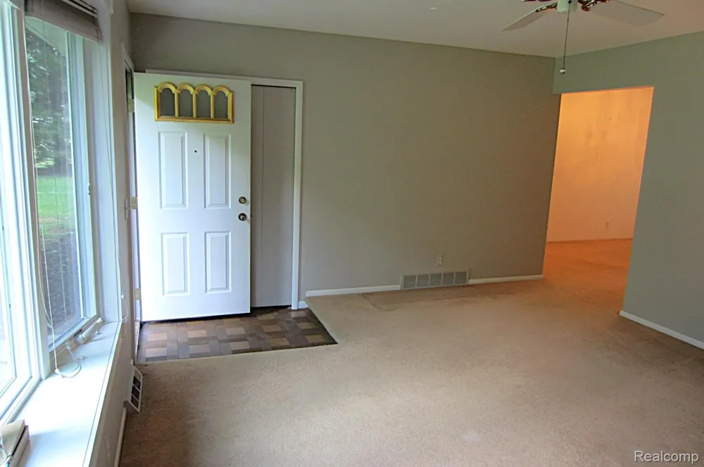 3944 Dartmouth Road Brandon Charter Township, MI 48371