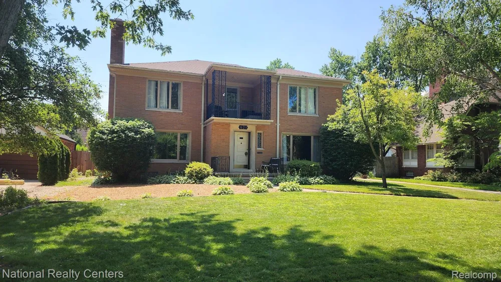 821 Pemberton Road Grosse Pointe Park City, MI 48230