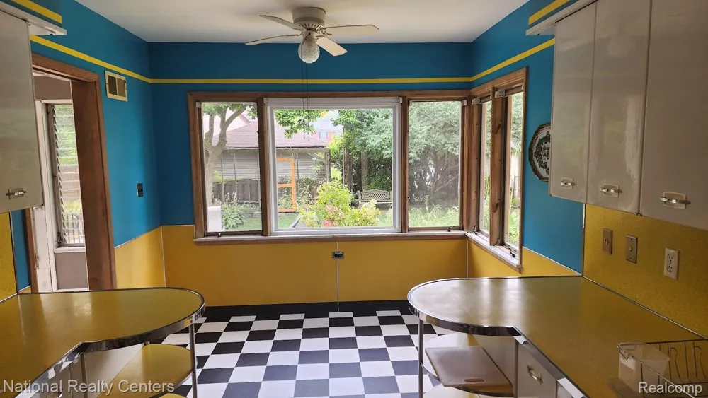 821 Pemberton Road Grosse Pointe Park City, MI 48230