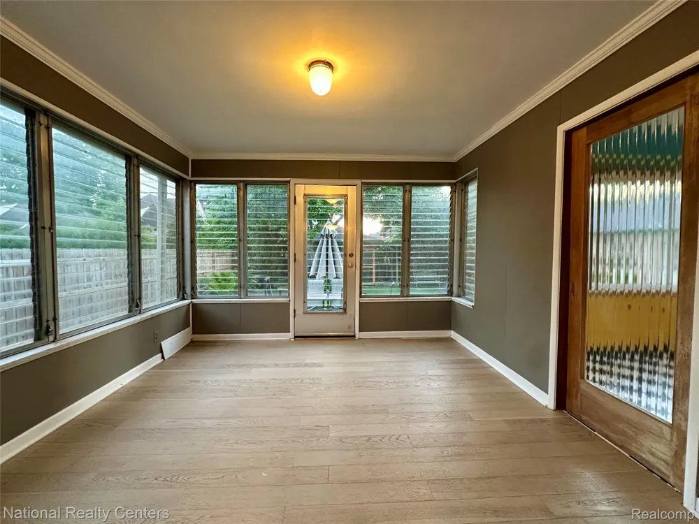 821 Pemberton Road Grosse Pointe Park City, MI 48230