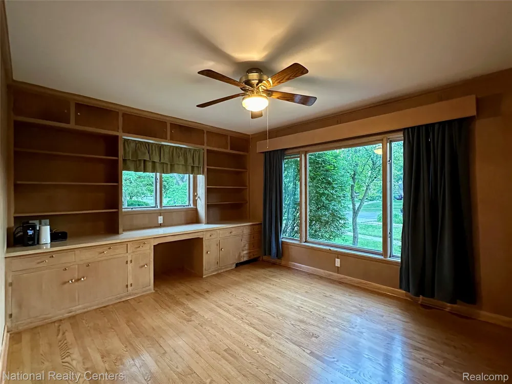 821 Pemberton Road Grosse Pointe Park City, MI 48230
