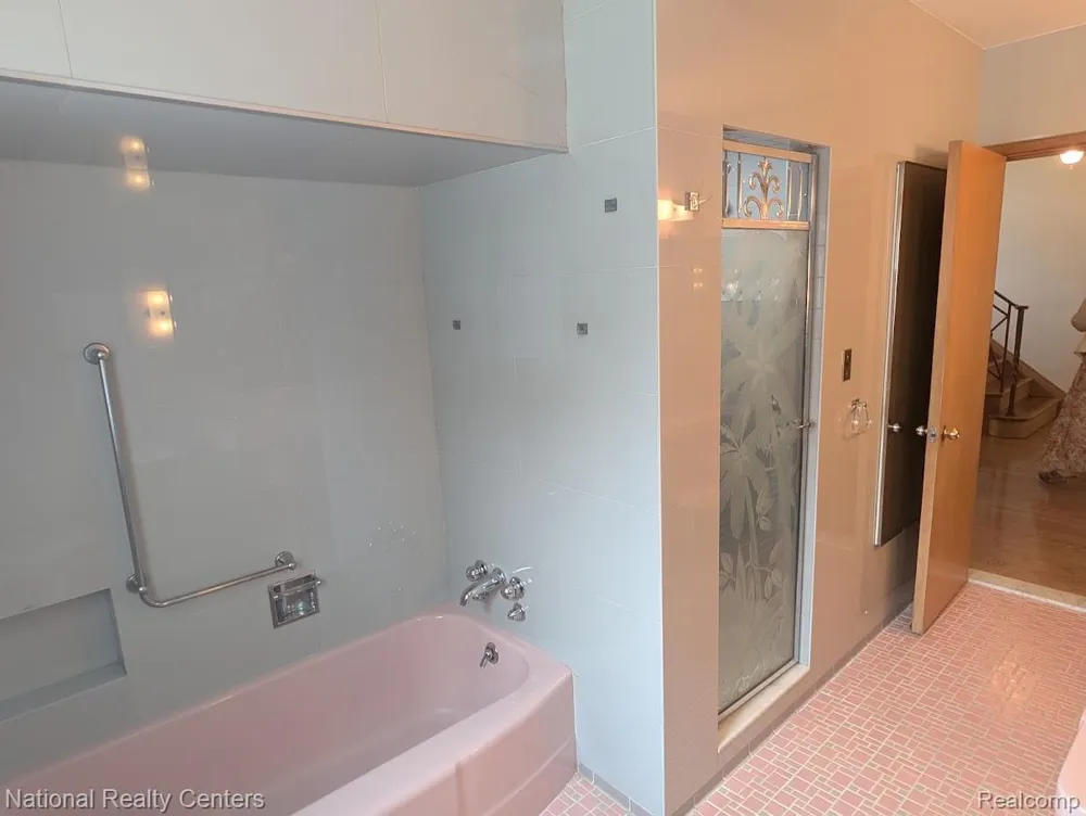821 Pemberton Road Grosse Pointe Park City, MI 48230