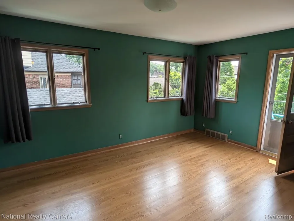 821 Pemberton Road Grosse Pointe Park City, MI 48230