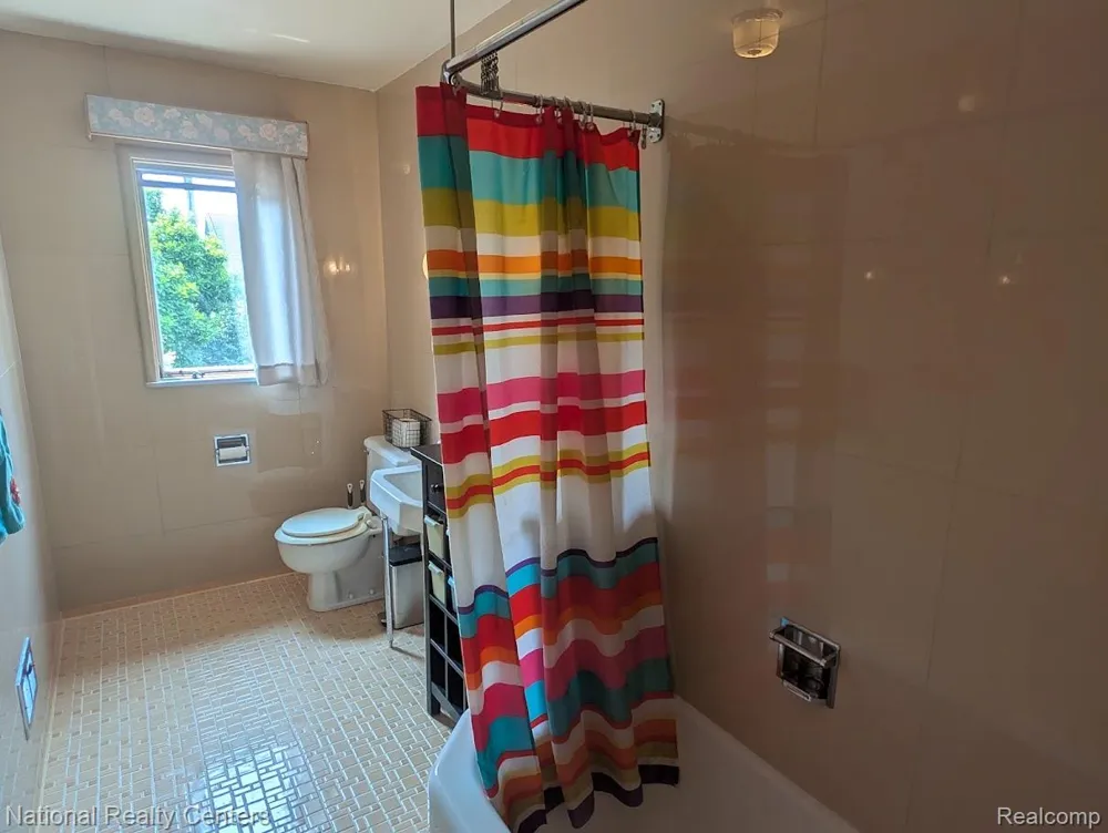 821 Pemberton Road Grosse Pointe Park City, MI 48230
