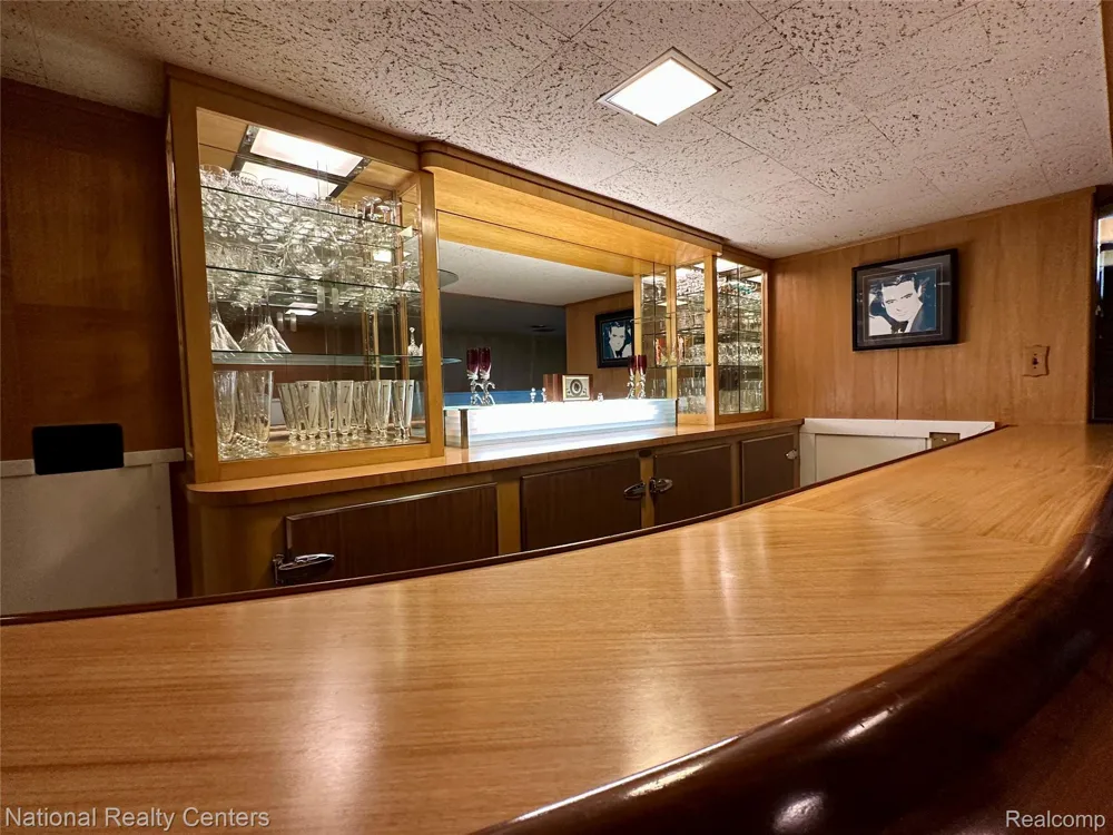 821 Pemberton Road Grosse Pointe Park City, MI 48230