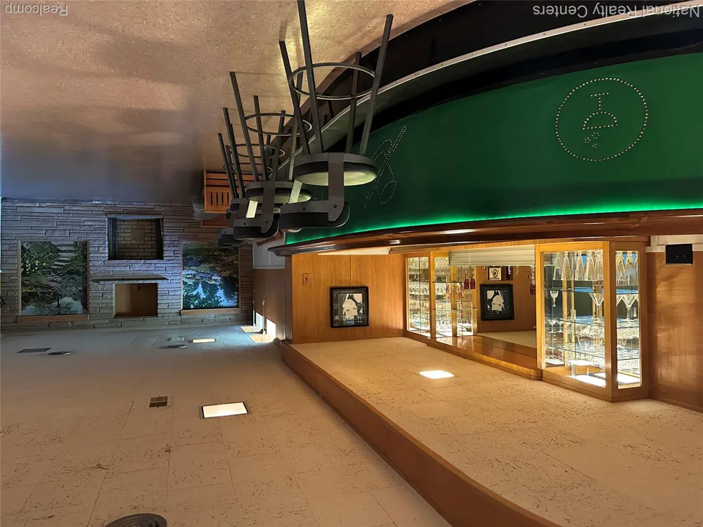 821 Pemberton Road Grosse Pointe Park City, MI 48230