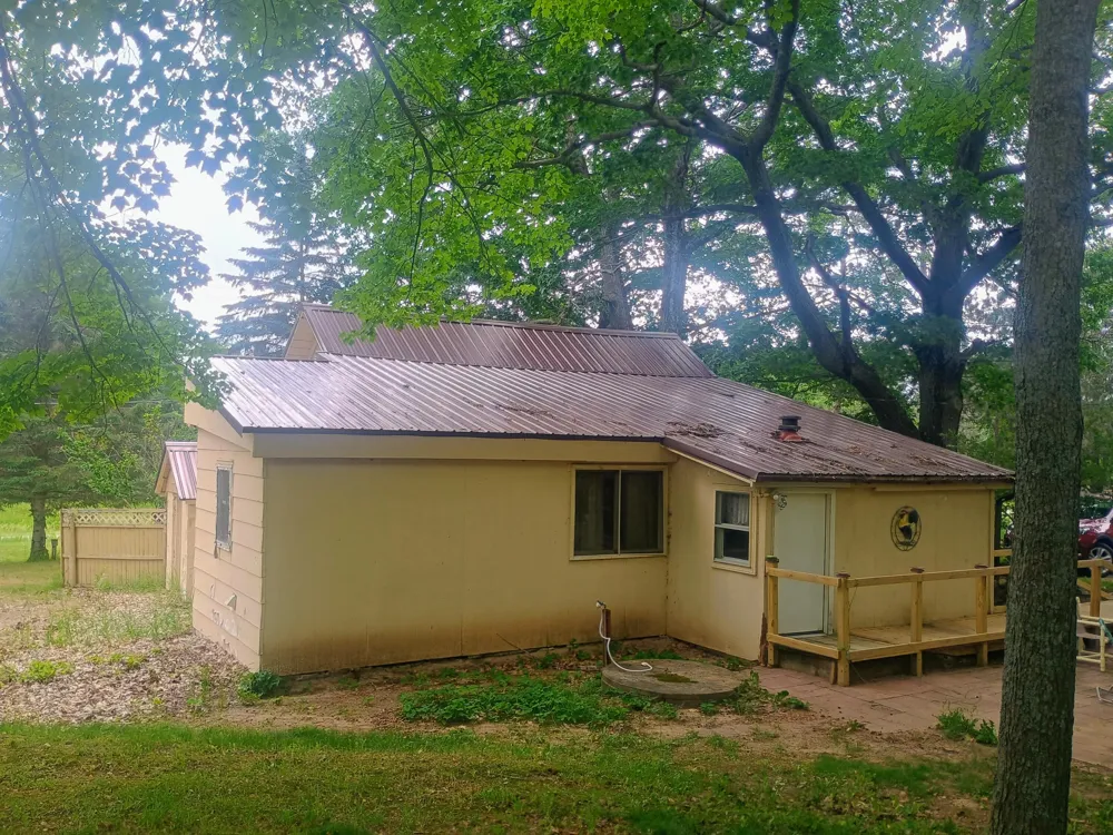 18222 US-10 Richmond Township, MI 49639