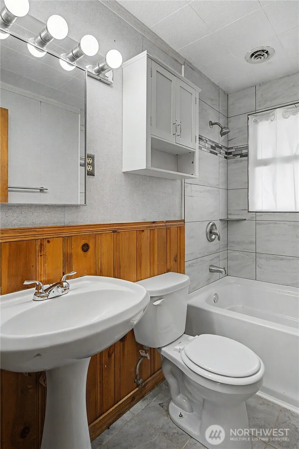 2607 W Texas Street Moses Lake, WA 98837