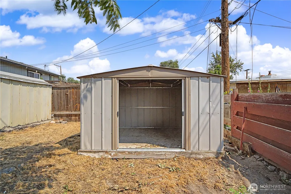 2607 W Texas Street Moses Lake, WA 98837