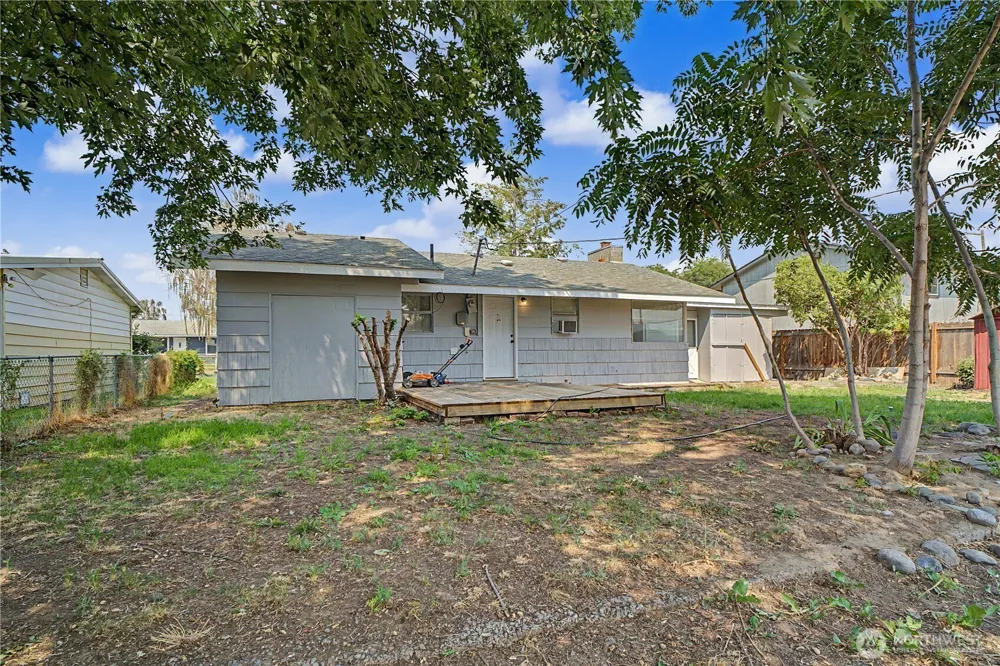 2607 W Texas Street Moses Lake, WA 98837