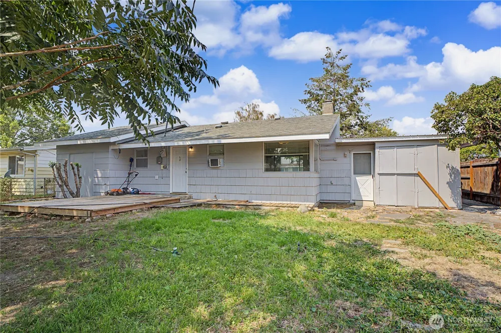 2607 W Texas Street Moses Lake, WA 98837