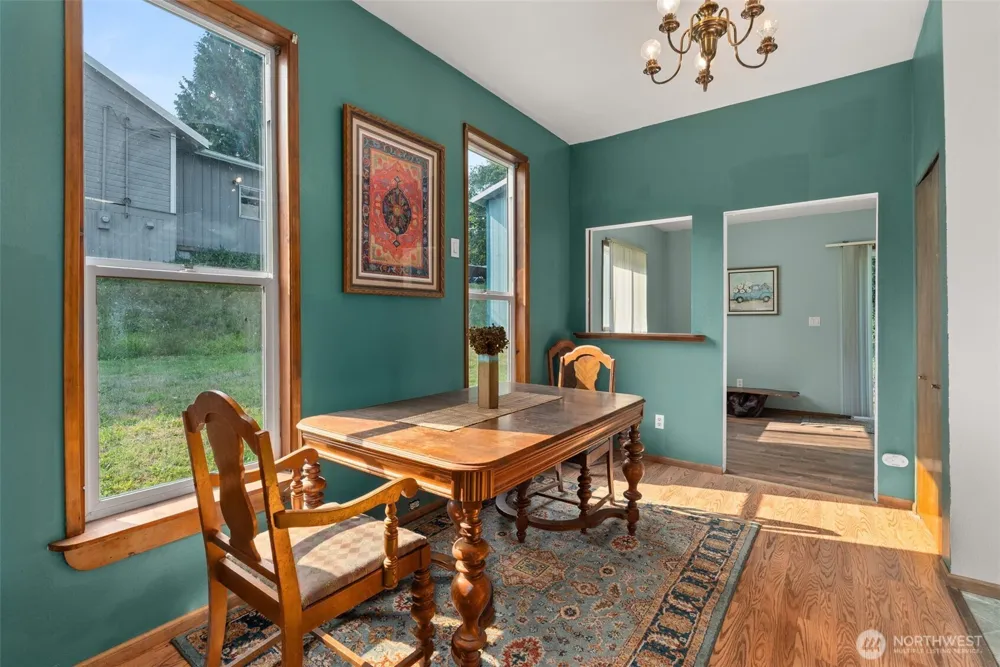 401 B STREET South Bend, WA 98586
