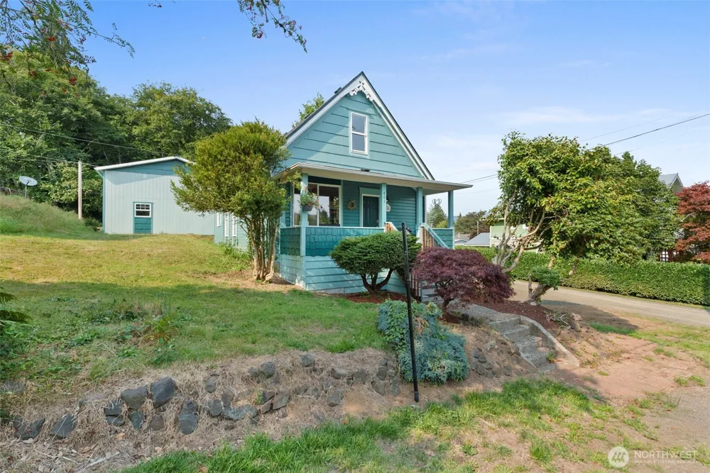 401 B STREET South Bend, WA 98586