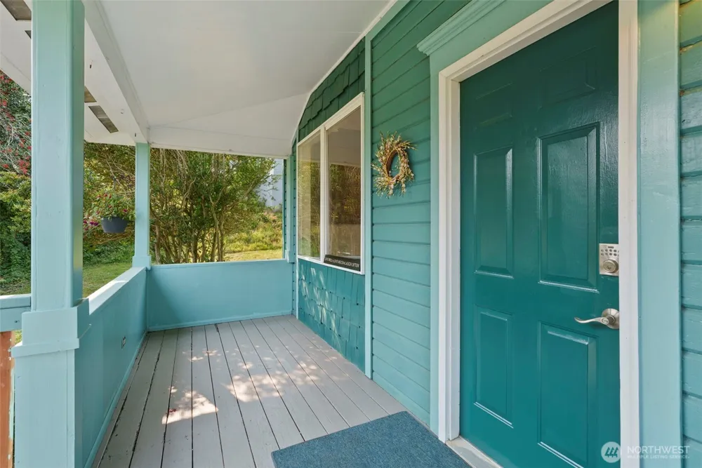 401 B STREET South Bend, WA 98586