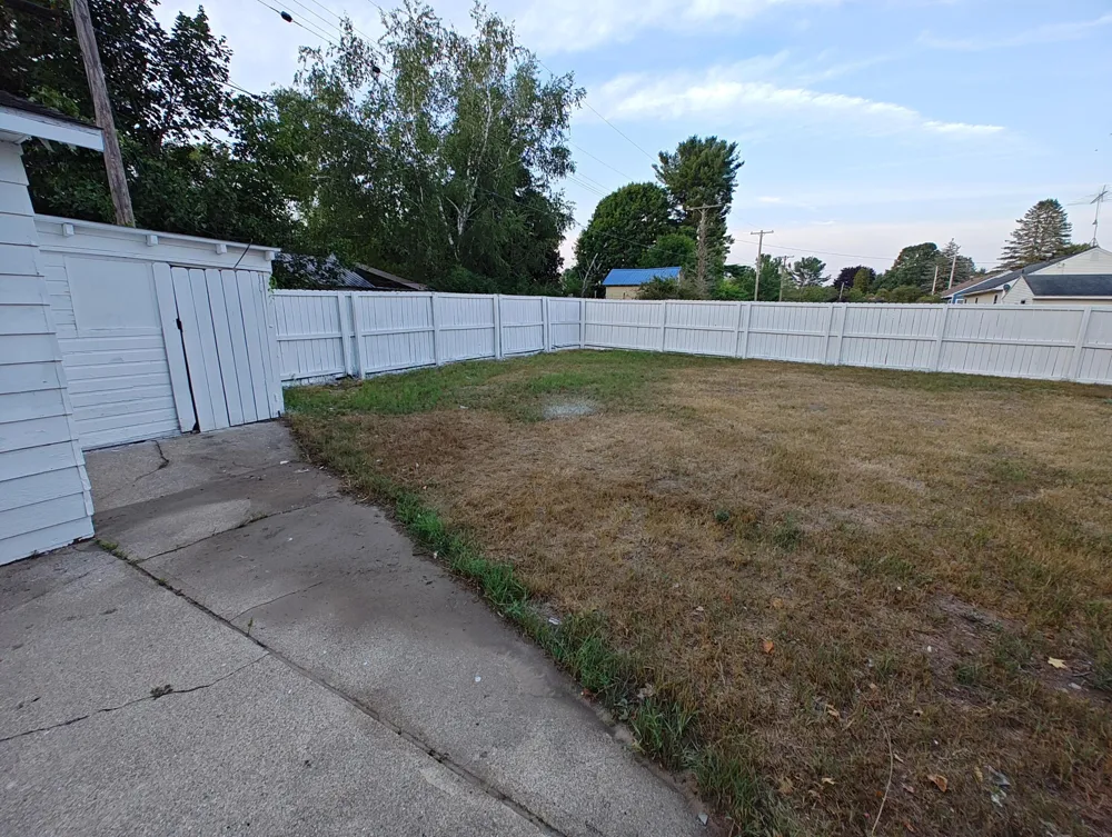 301 E Angel Avenue Unknown, MI 49305