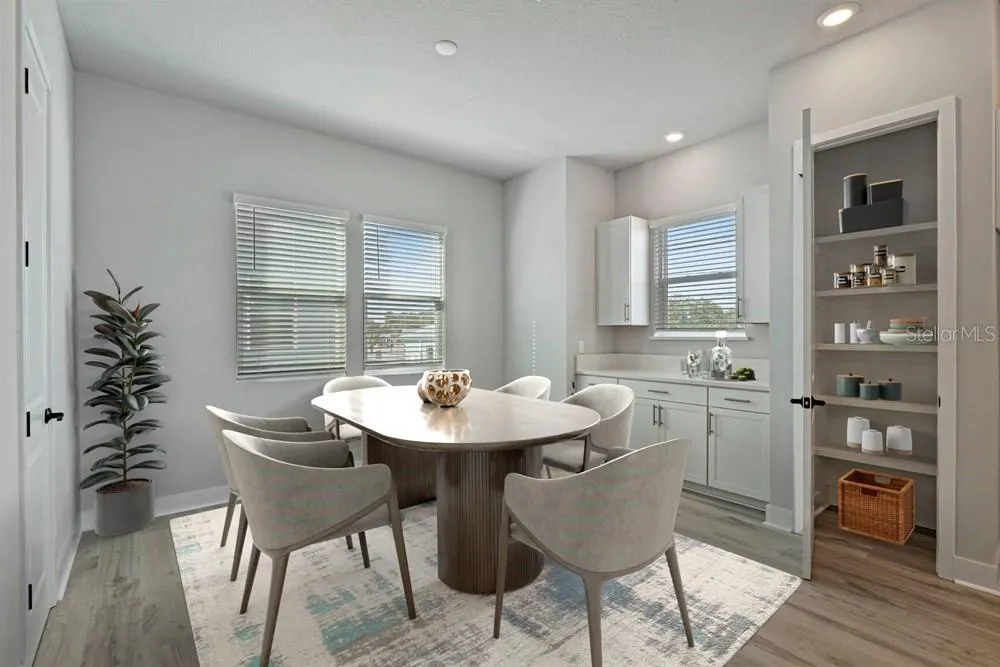 89 28TH STREET S St Petersburg, FL 33712
