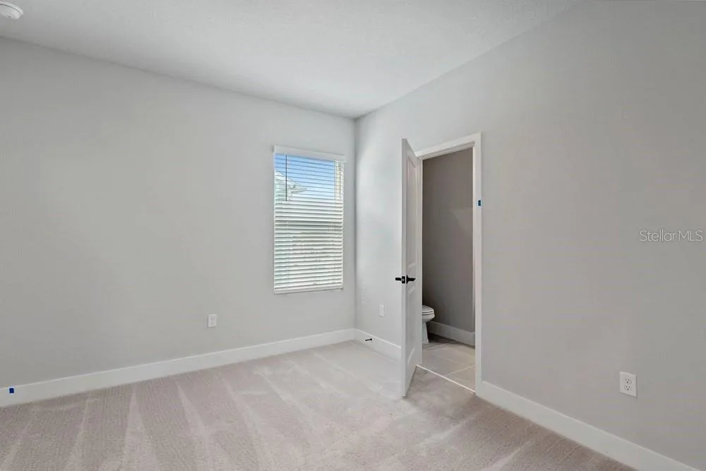 89 28TH STREET S St Petersburg, FL 33712