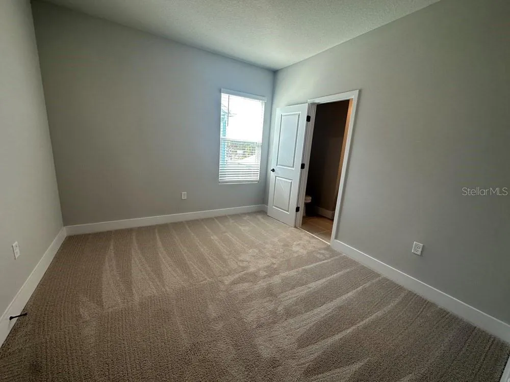 89 28TH STREET S St Petersburg, FL 33712