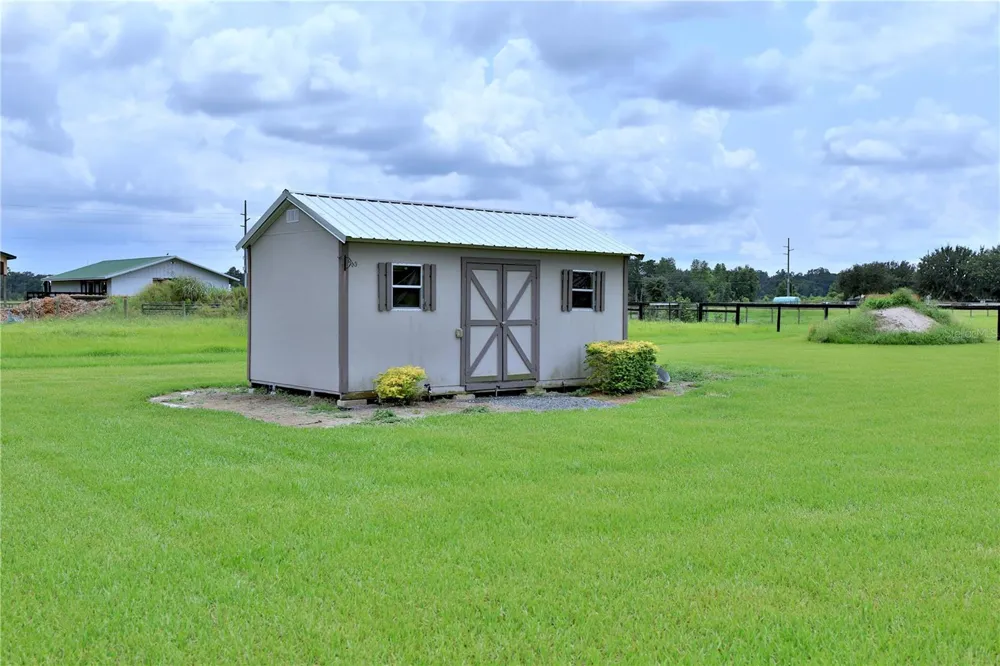 10140 CR 209 Oxford, FL 34484