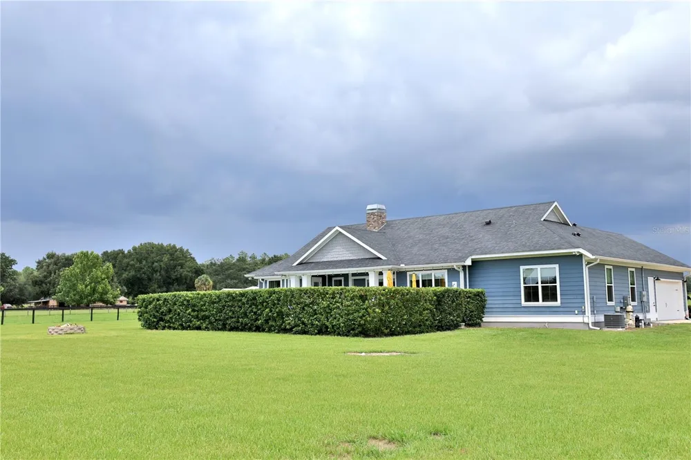 10140 CR 209 Oxford, FL 34484