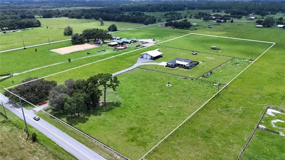 10140 CR 209 Oxford, FL 34484
