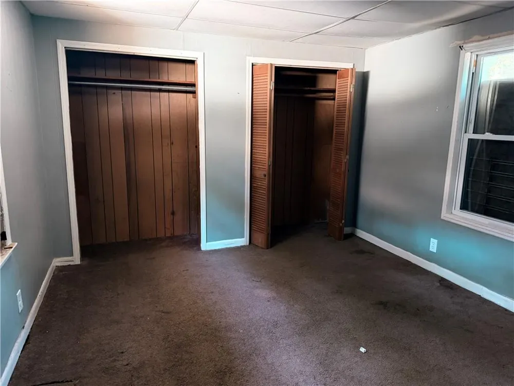 2772 Palm Drive East Point, GA 30344