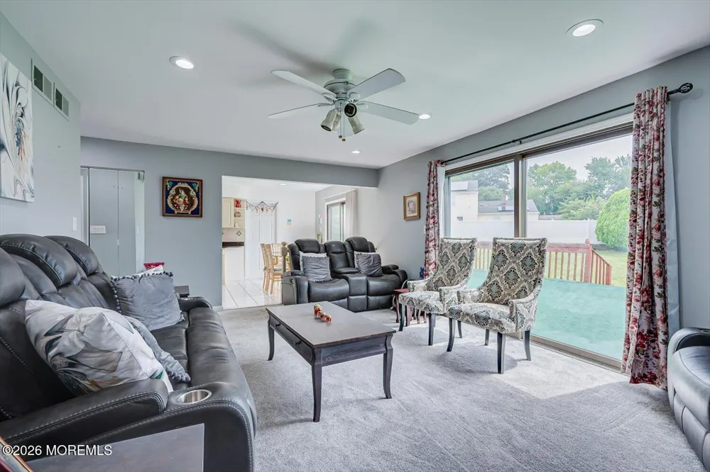 10 Patriot Court Edison, NJ 08820