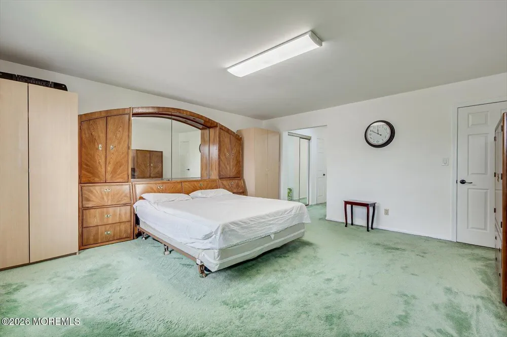 10 Patriot Court Edison, NJ 08820