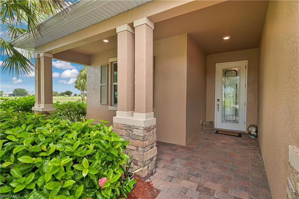 3153 Walnut Grove Lane Alva, FL 33920